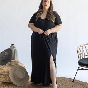 Lost in Layers Dolman Maxi Dress in Black Size L/XL